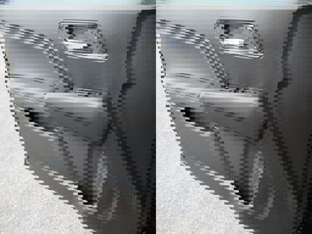 New 2026 Chevrolet Colorado LT w/ Advanced Trailering Package image 24