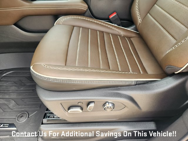 New 2027 GMC Yukon Denali Ultimate w/ LPO, Floor Liner Package AWD/4WD image 19