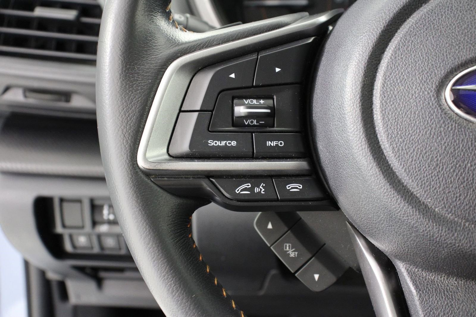 Used 2020 Subaru Crosstrek 2.0i Premium w/ Moonroof Package 2 image 10