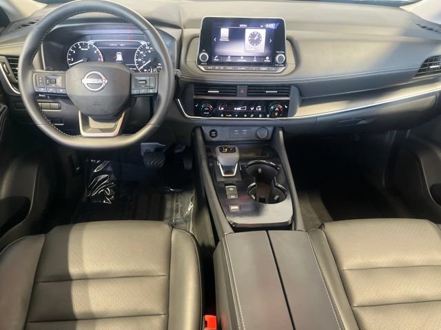Certified 2025 Nissan Rogue SV w/ SV Premium Package FWD image 10