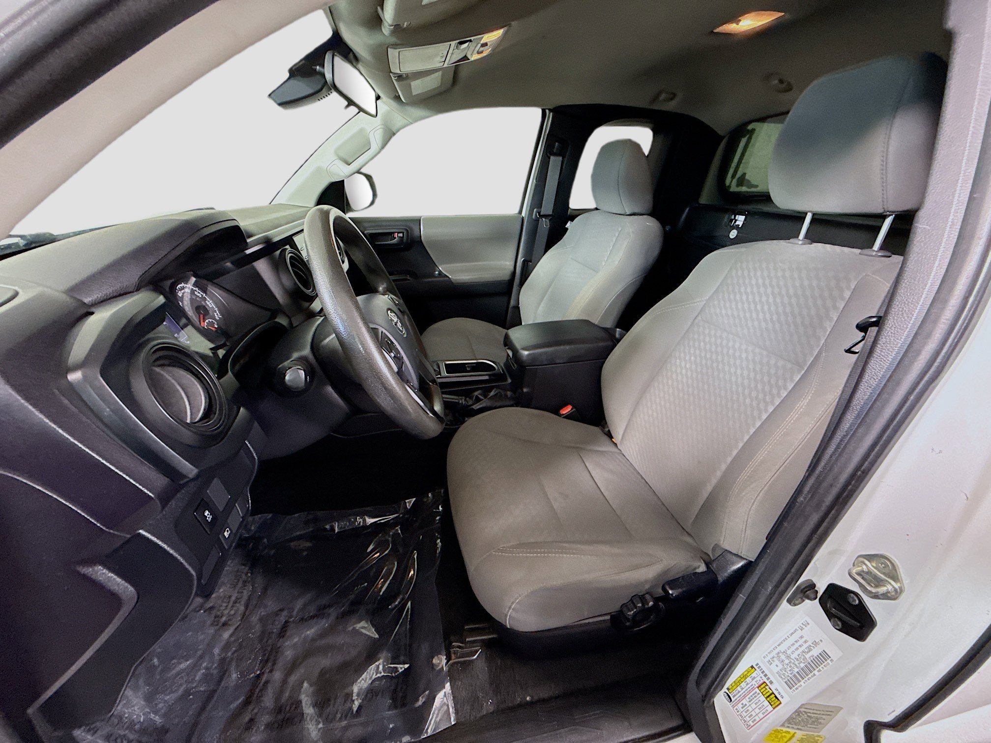 Used 2020 Toyota Tacoma SR RWD image 21