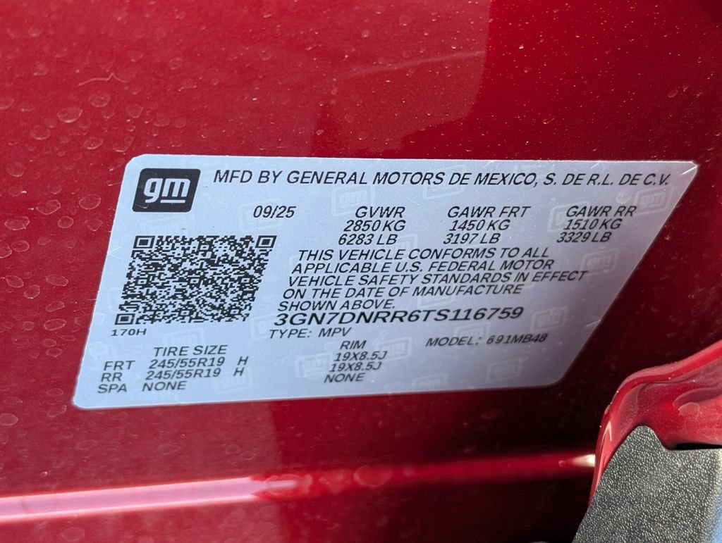 New 2026 Chevrolet Equinox EV LT AWD/4WD image 13