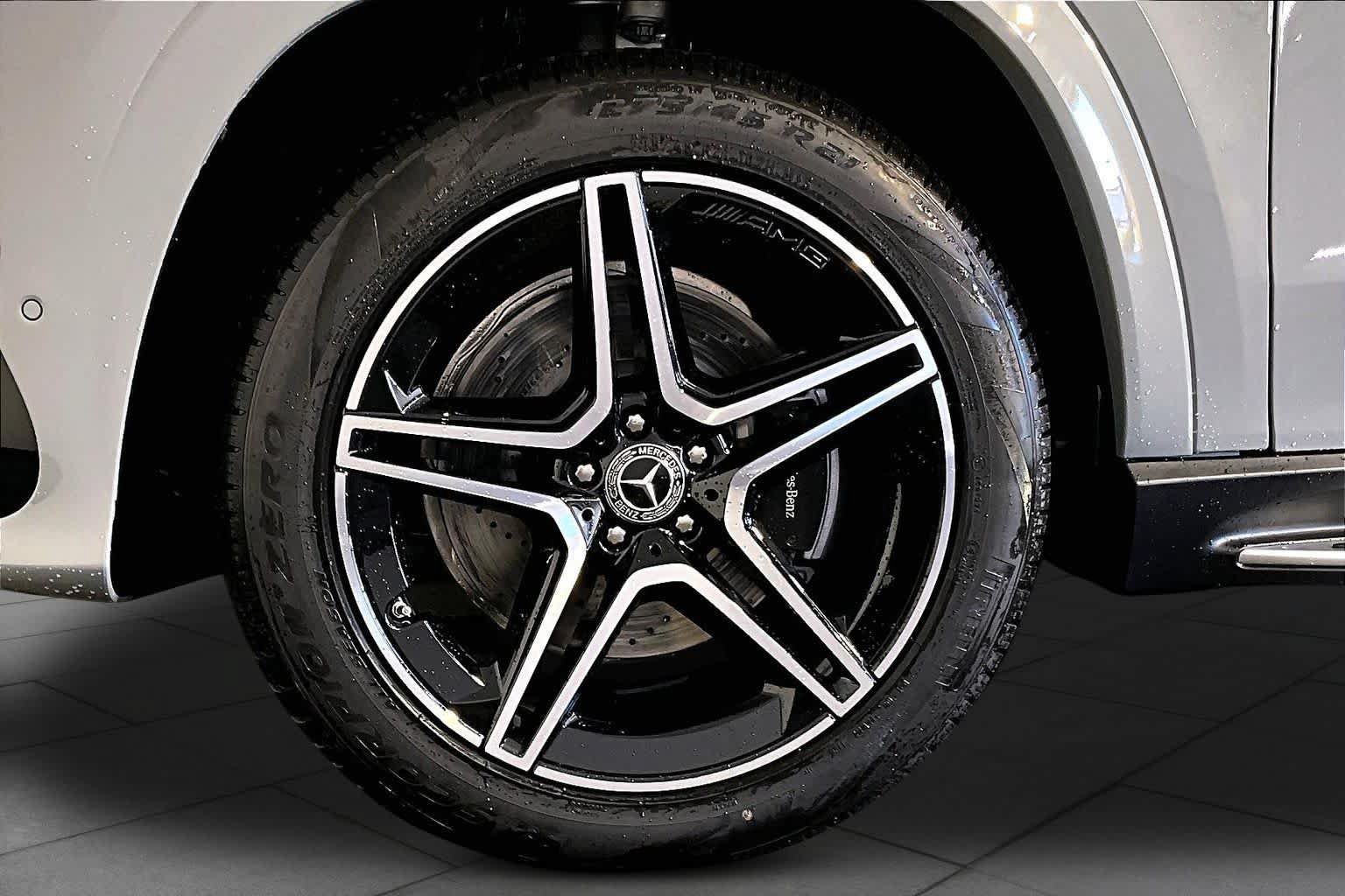 New 2026 Mercedes-Benz GLS 450 4MATIC image 17