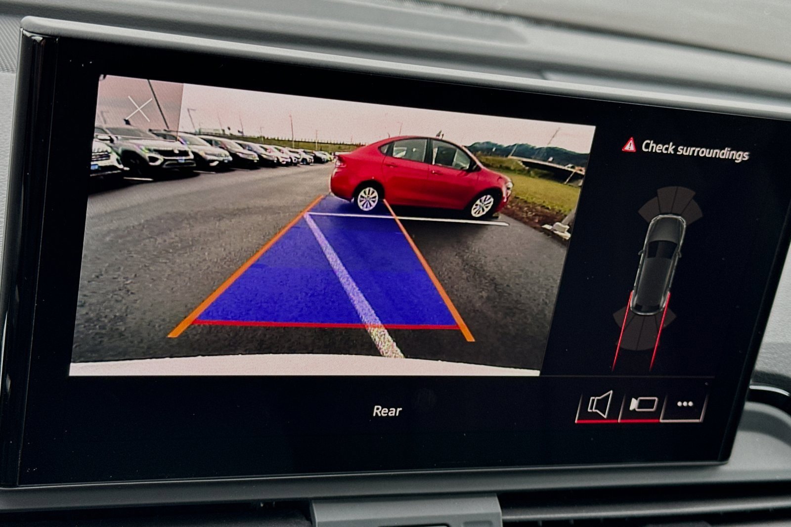 Certified 2025 Audi Q5 2.0T Premium image 18