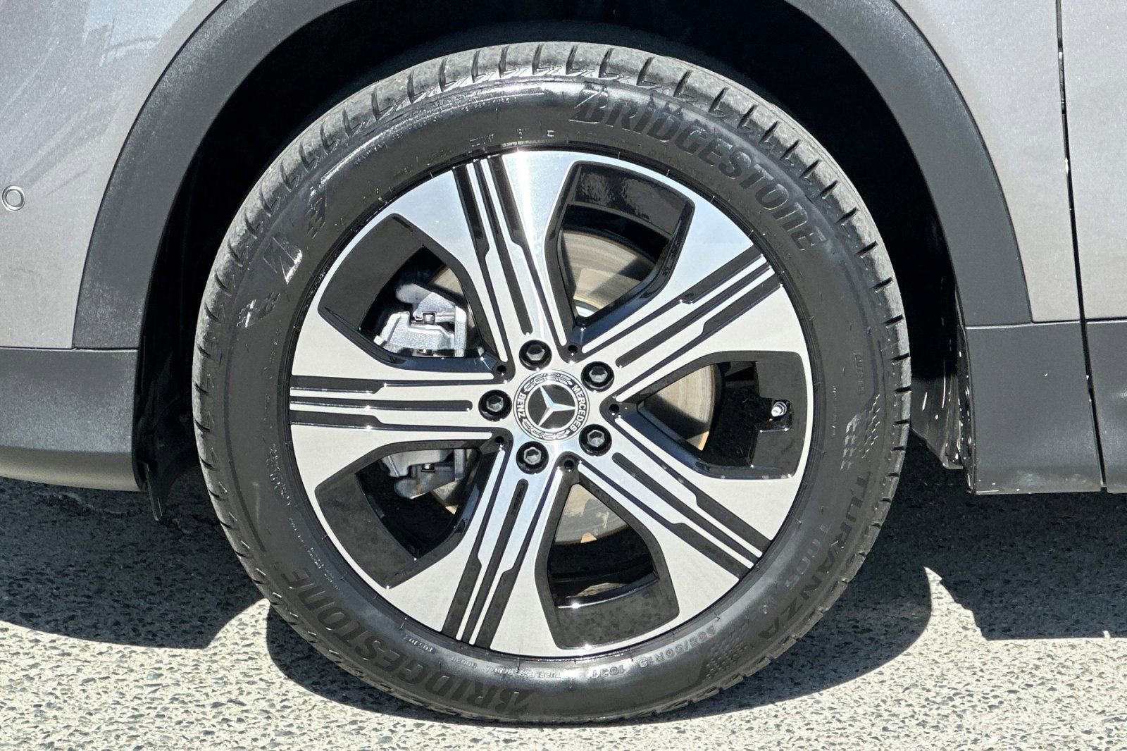 Certified 2024 Mercedes-Benz EQB 250+ image 40