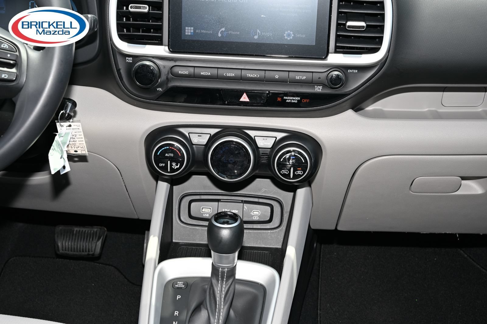 Used 2023 Hyundai Venue SEL FWD image 22