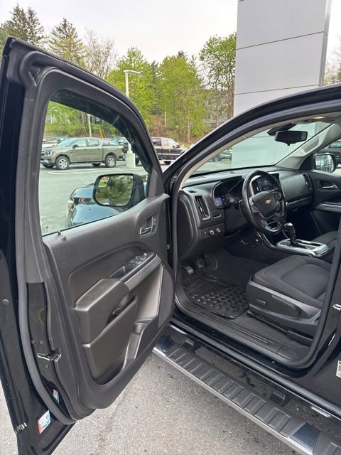 Used 2020 Chevrolet Colorado LT AWD/4WD image 14