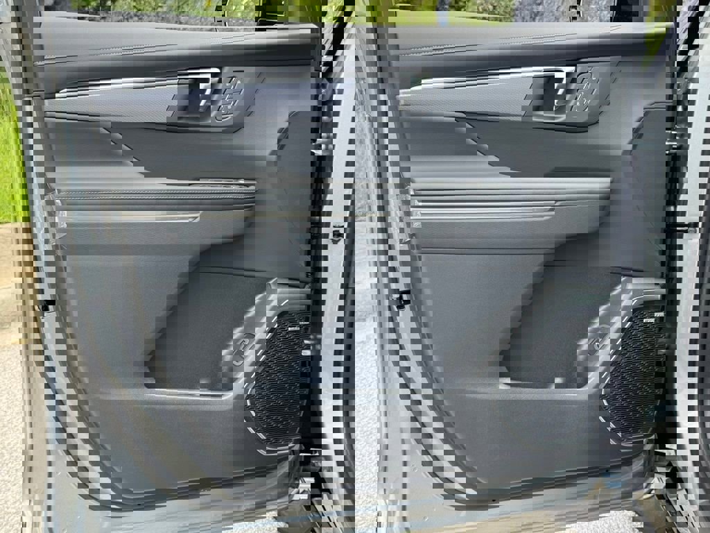 New 2025 Buick Enclave Sport Touring w/ Super Cruise Package image 16