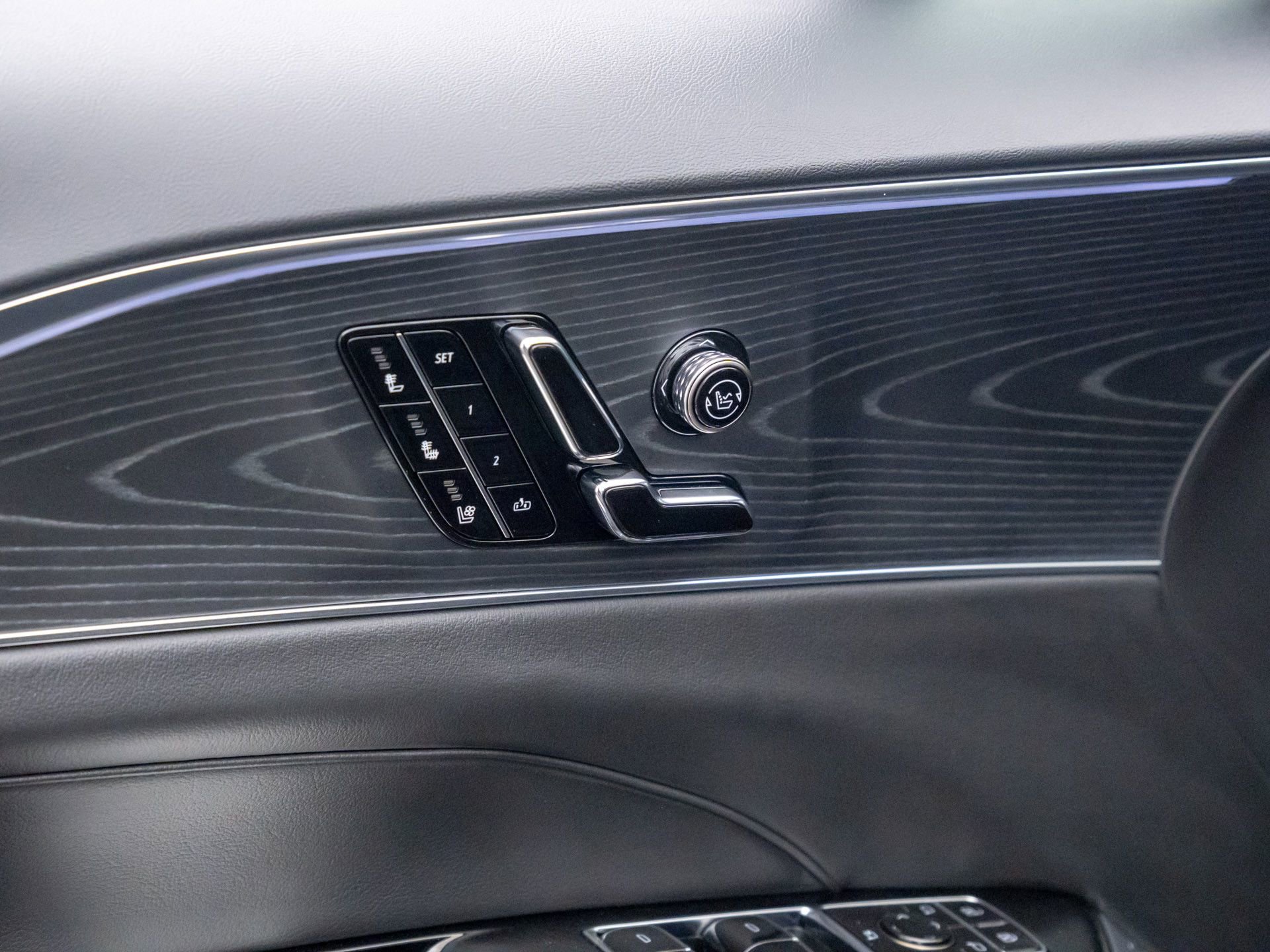 New 2026 Cadillac Lyriq V w/ LPO, Red Accent Package image 15