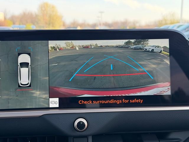 Certified 2025 Toyota Crown Signia w/ Advanced Technology Package image 39