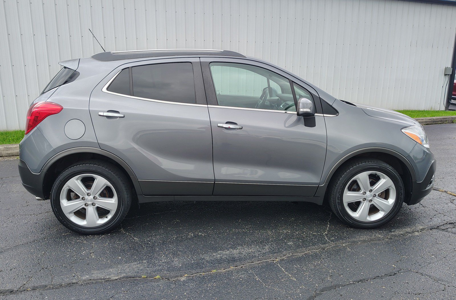 Used 2015 Buick Encore Convenience AWD/4WD image 4