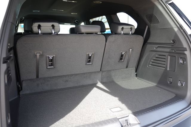New 2026 GMC Acadia AT4 w/ Luxury Package image 25