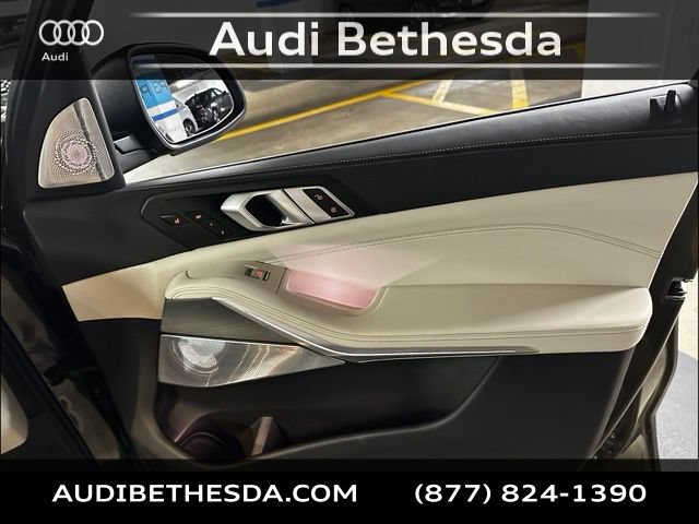 Used 2024 BMW X7 xDrive40i w/ Executive Package AWD/4WD image 34