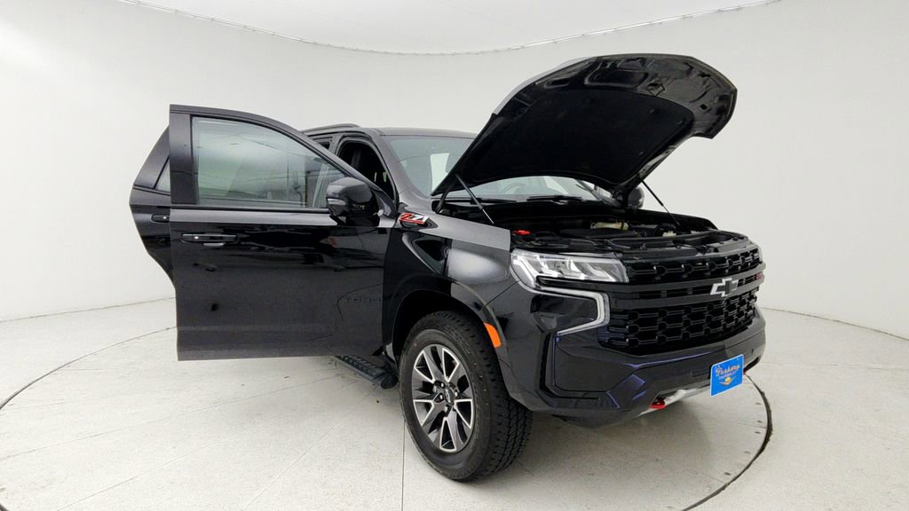 Certified 2023 Chevrolet Tahoe Z71 w/ Luxury Package image 10