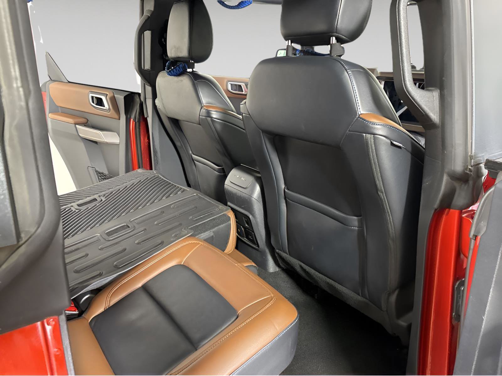 Used 2022 Ford Bronco Outer Banks image 27