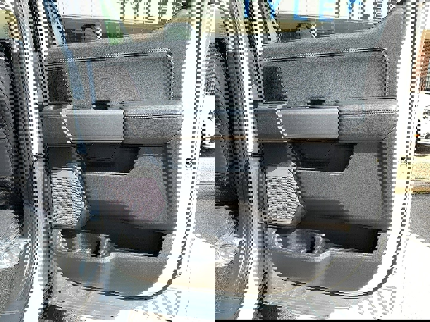 New 2025 Ford F450 Lariat image 12