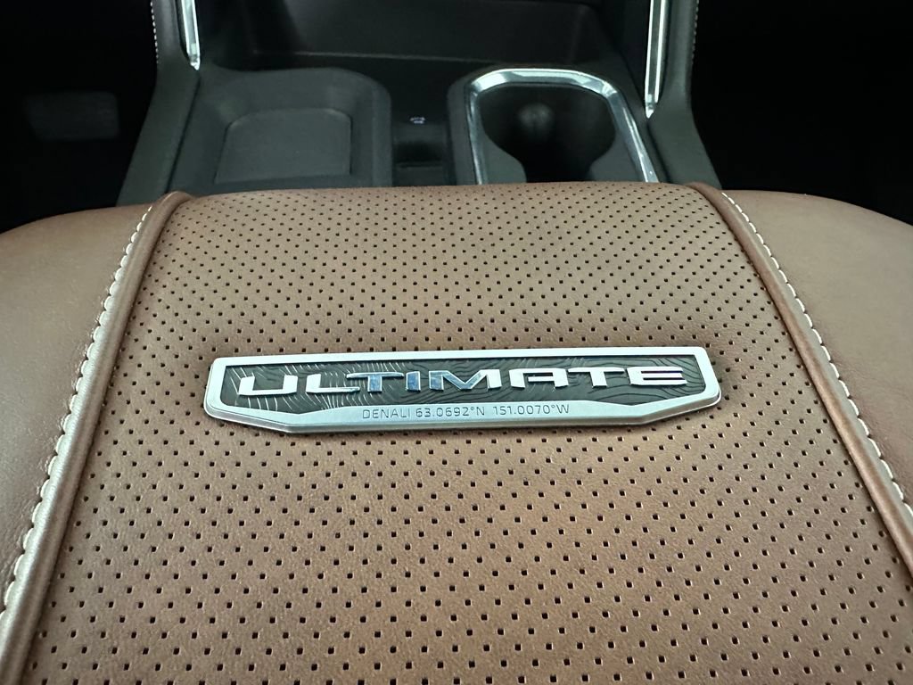 Used 2025 GMC Sierra 3500 Denali Ultimate w/ LPO, GMC Protection Package AWD/4WD image 37