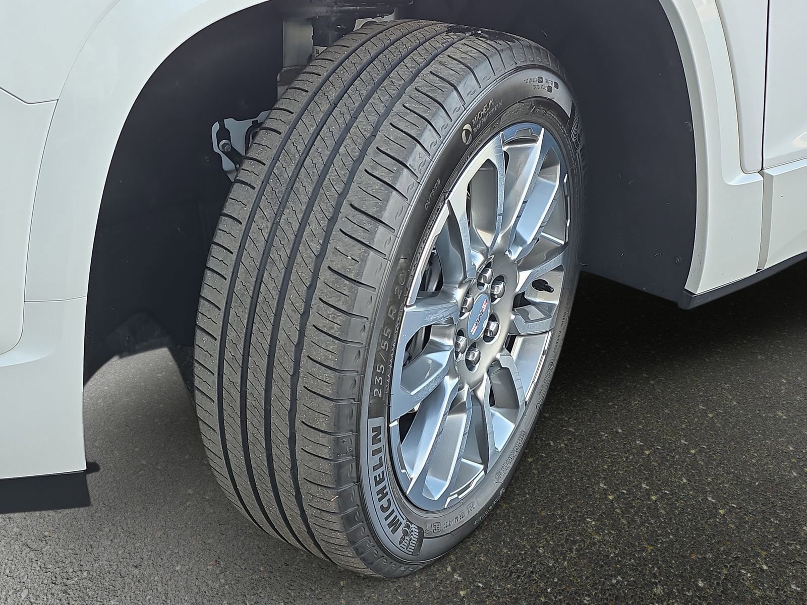 Used 2023 GMC Acadia Denali w/ Denali Technology Package image 34