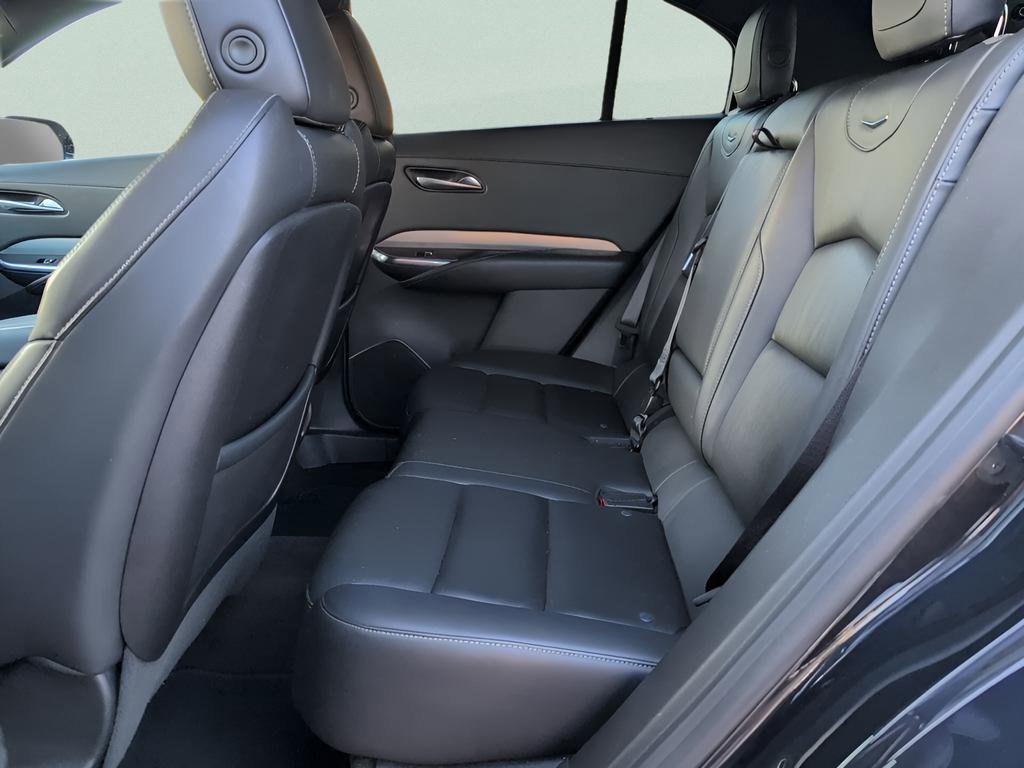 Used 2023 Cadillac XT4 Premium Luxury image 30
