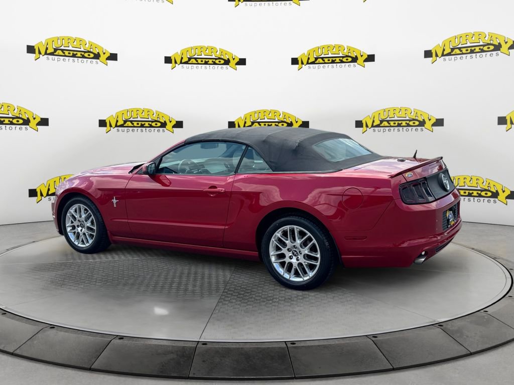 Used 2013 Ford Mustang Premium RWD image 3