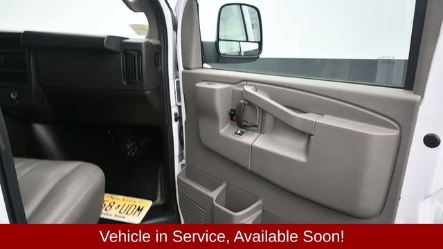 Used 2024 Chevrolet Express 3500 LS RWD image 15