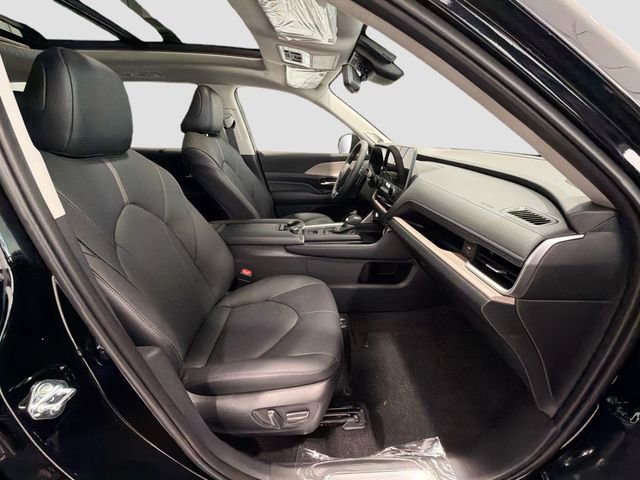New 2026 Toyota Grand Highlander Platinum AWD/4WD image 23
