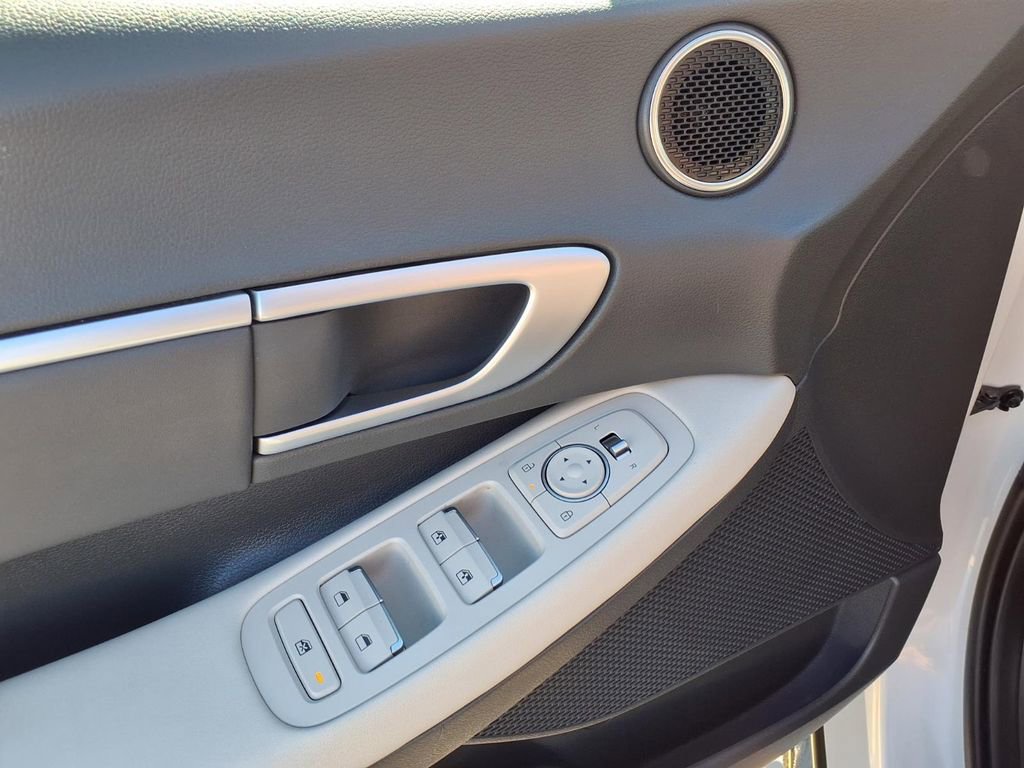 Used 2025 Hyundai Sonata SEL image 21