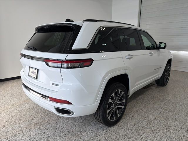 Used 2023 Jeep Grand Cherokee Overland w/ Adv Protech Group III image 3
