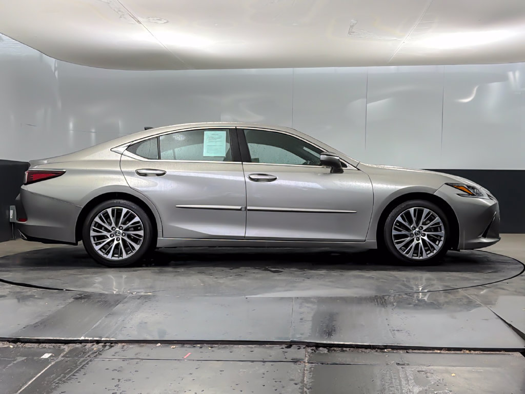 Used 2019 Lexus ES 350 w/ Premium Package FWD image 2