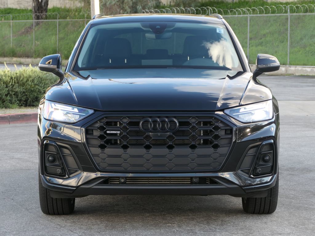 Used 2023 Audi Q5 e Premium Plus w/ Premium Plus Package image 8