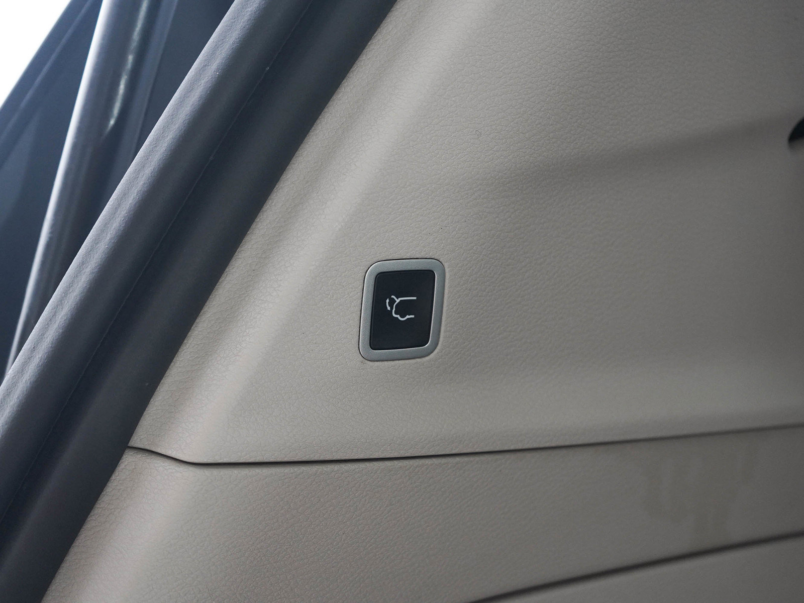 Used 2020 Chrysler Pacifica Touring-L Plus FWD image 20
