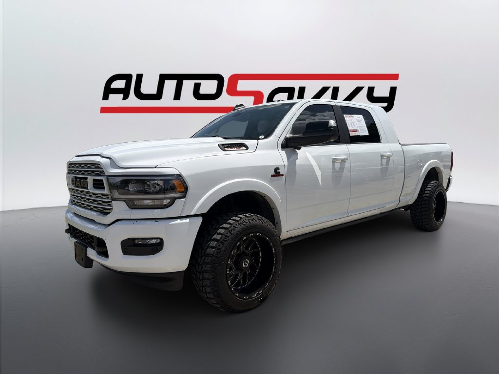 Used 2022 RAM 2500 Limited w/ Night Edition AWD/4WD image 1
