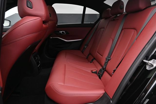 Used 2025 BMW 330i xDrive Sedan w/ Premium Package AWD/4WD image 11