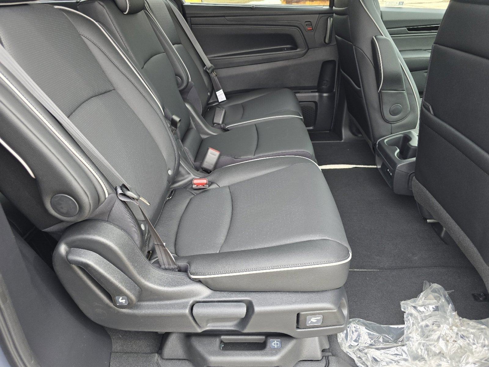 New 2026 Honda Odyssey Elite image 23