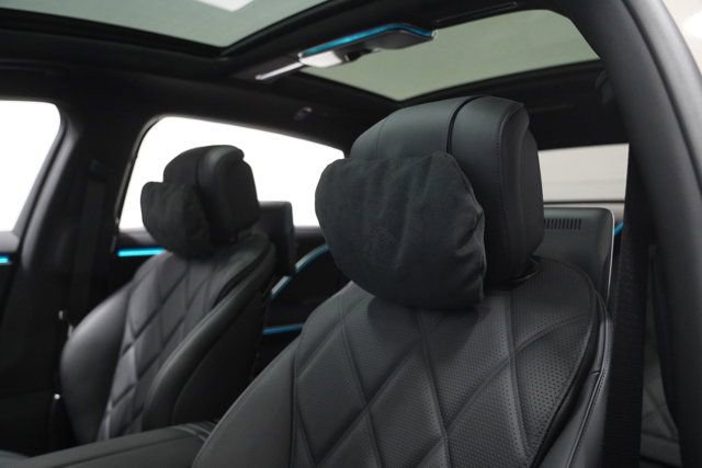 New 2025 Mercedes-Benz Maybach S 680 4MATIC image 16