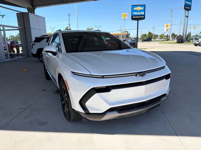Used 2024 Chevrolet Equinox EV LT AWD/4WD image 7