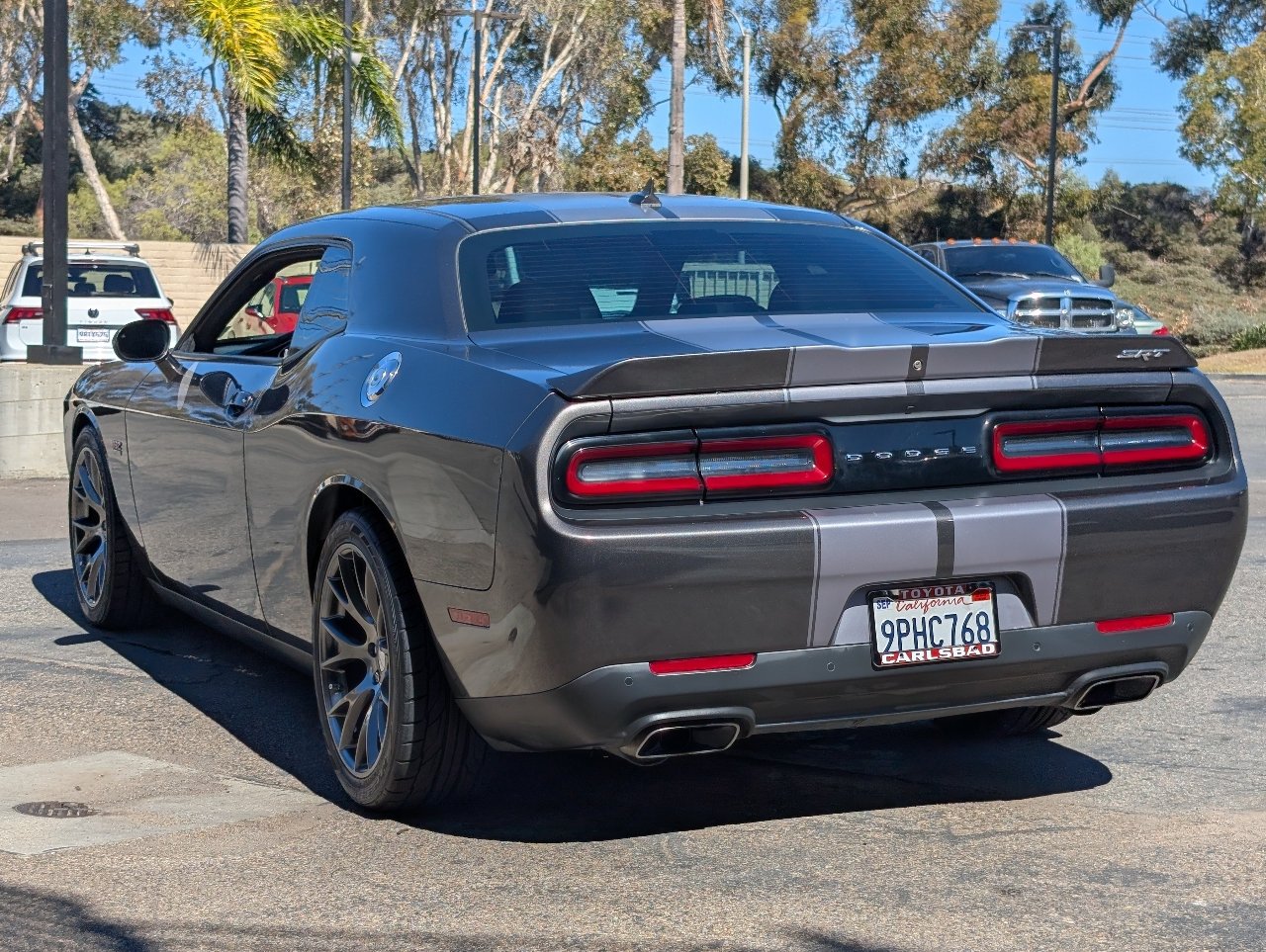 Used 2016 Dodge Challenger SRT w/ Technology Group RWD image 12