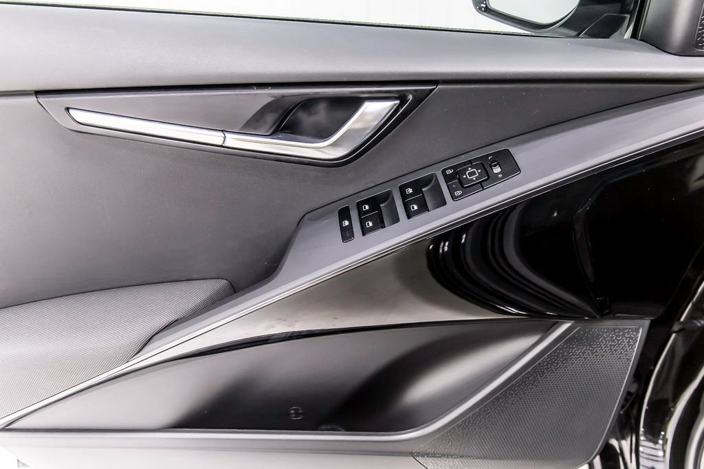 Used 2023 Kia Niro Wind FWD image 24