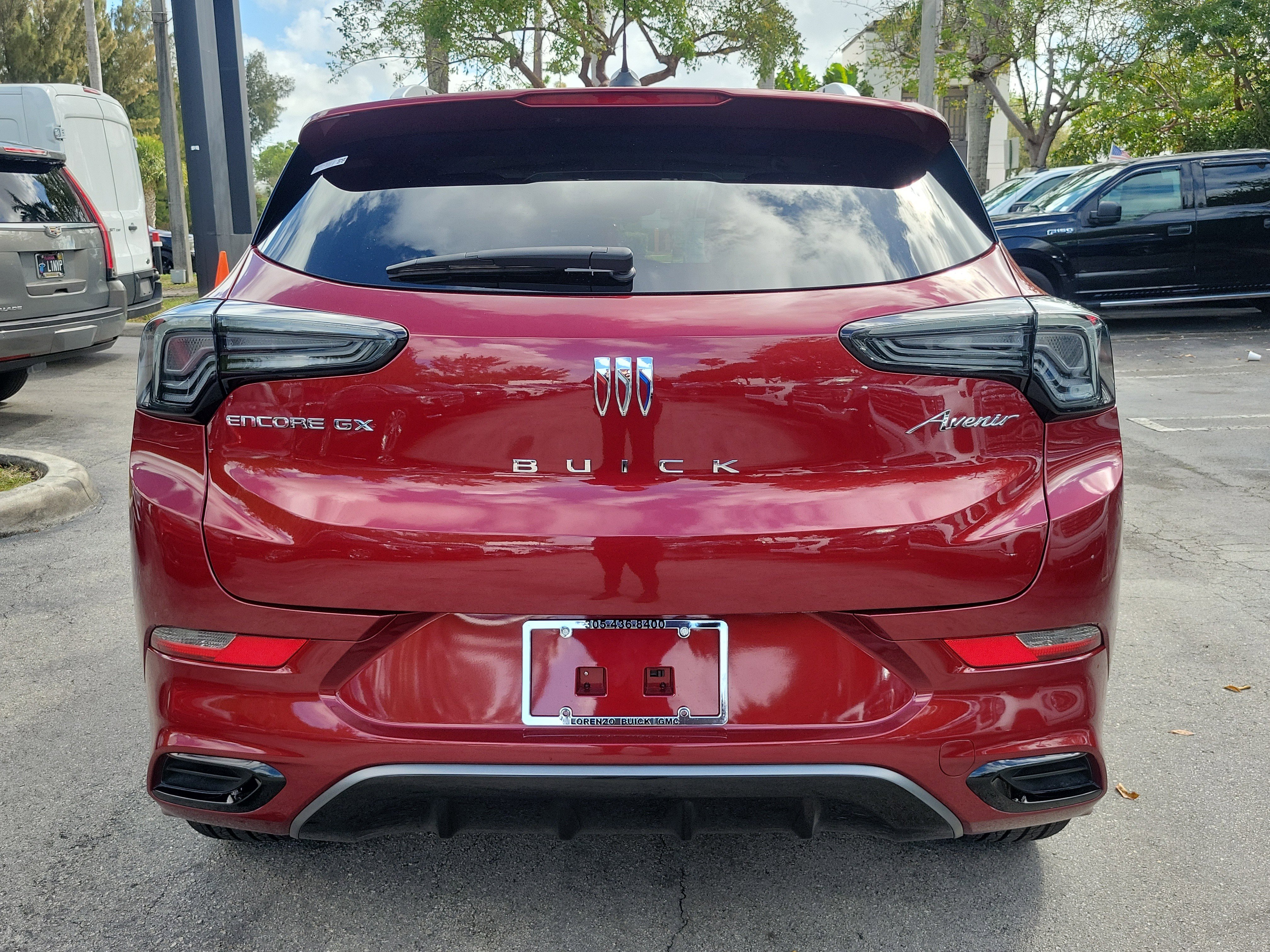 Used 2024 Buick Encore GX Avenir image 6