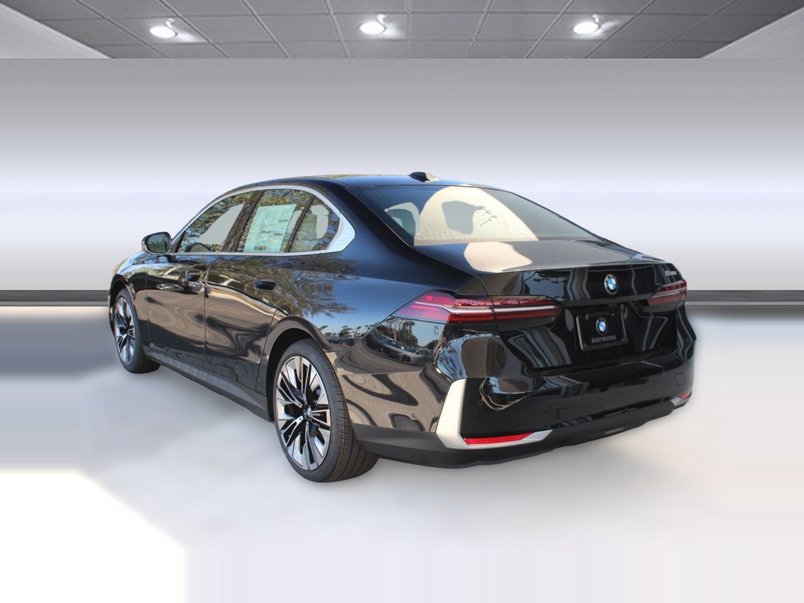Used 2026 BMW 530i w/ Premium Package RWD image 3
