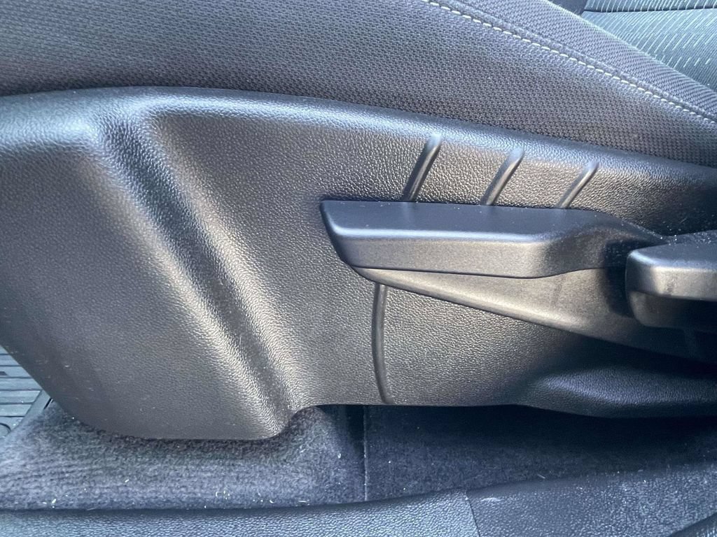 Used 2026 Chevrolet Equinox LT AWD/4WD image 22