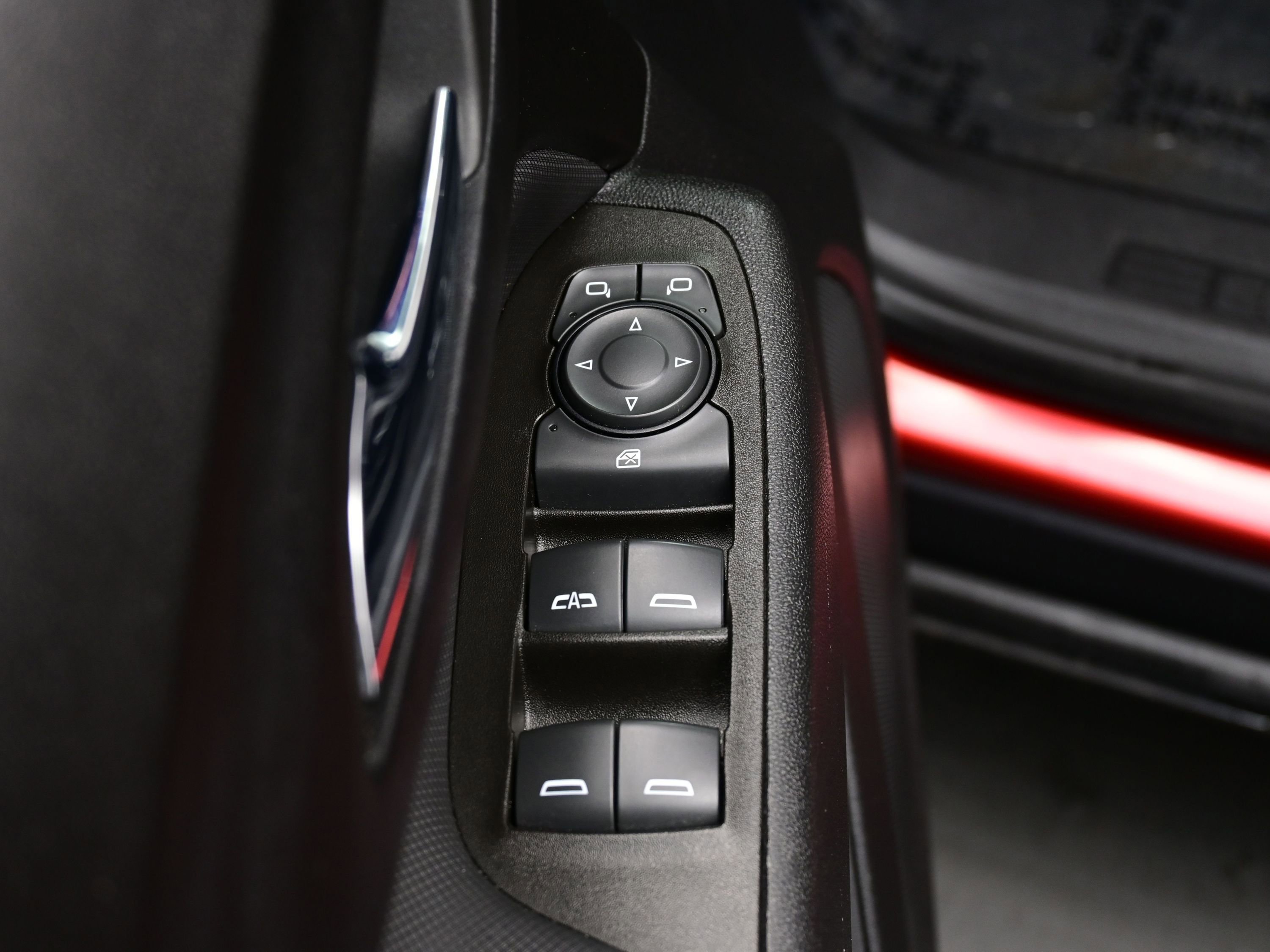 Used 2023 Chevrolet Equinox RS image 12