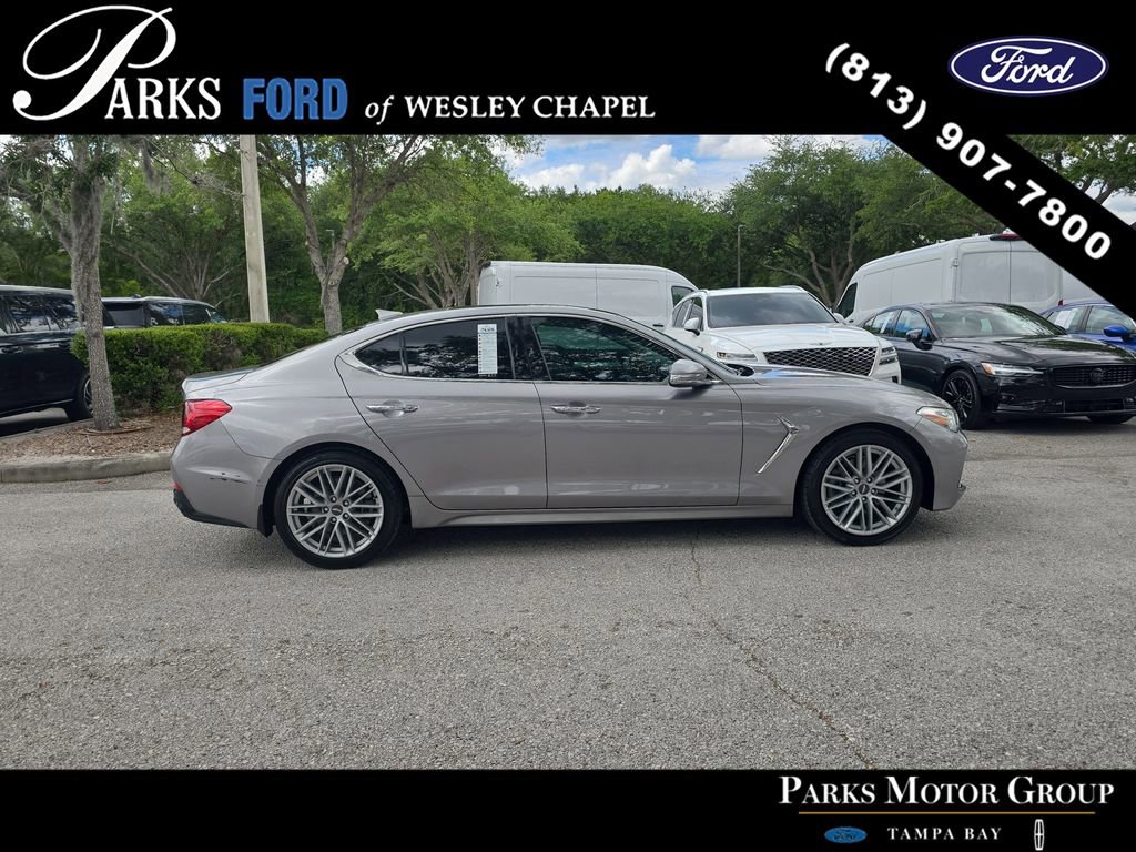Used 2021 Genesis G70 2.0T w/ Elite Package RWD image 3