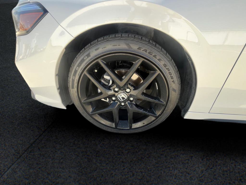 Used 2025 Honda Civic Sport image 10