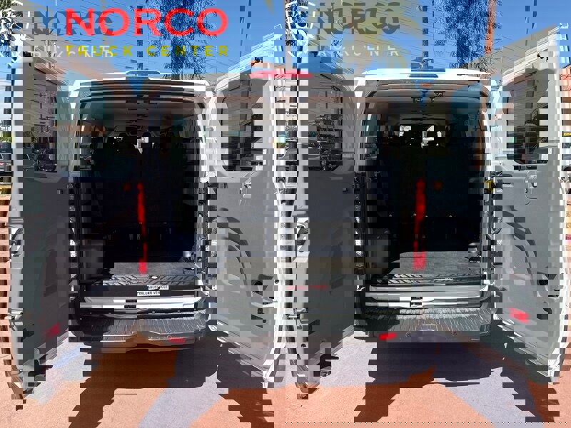 Used 2016 Ford Transit 350 XLT image 9