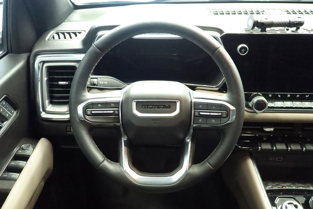 Used 2023 GMC Canyon Denali image 26