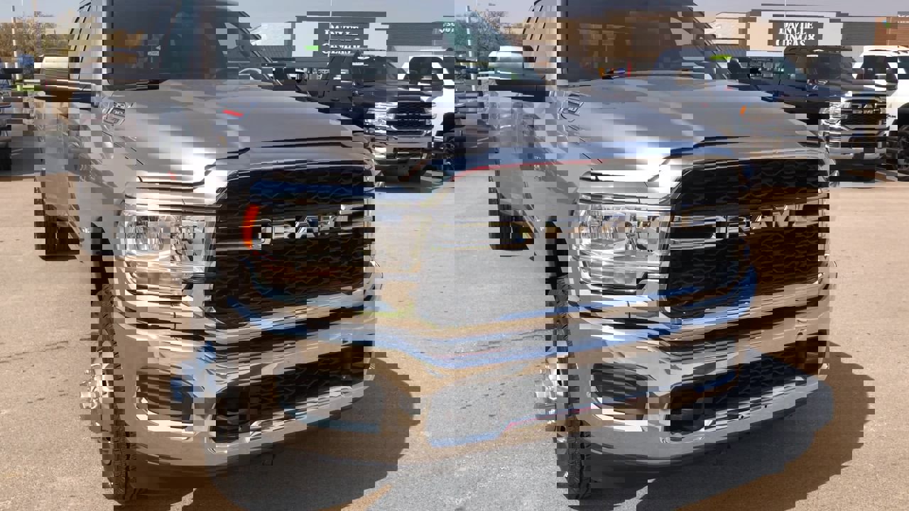 Used 2022 RAM 3500 Tradesman w/ Max Tow Package image 3