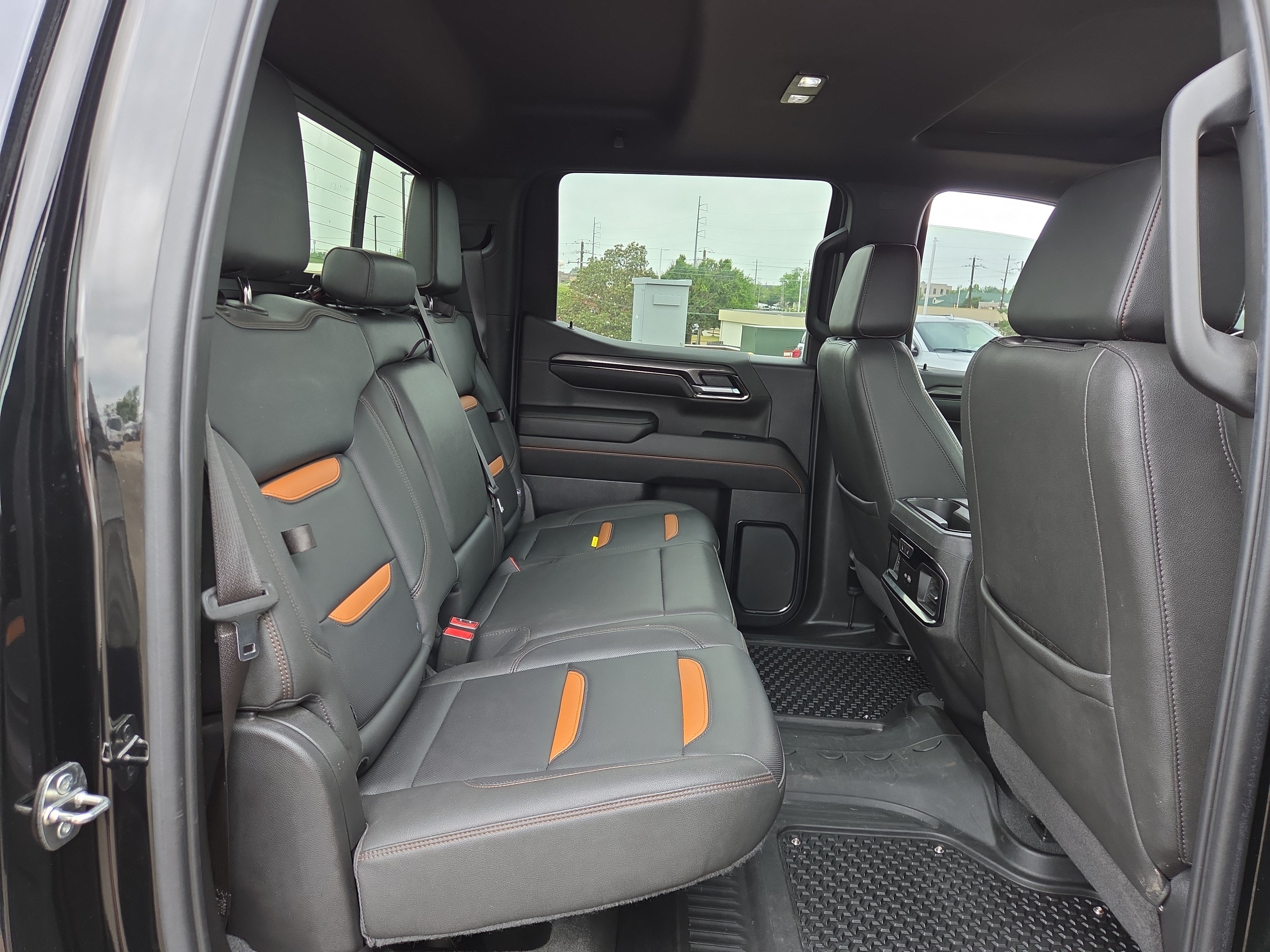 Used 2022 GMC Sierra 1500 AT4 w/ AT4 Preferred Package AWD/4WD image 15
