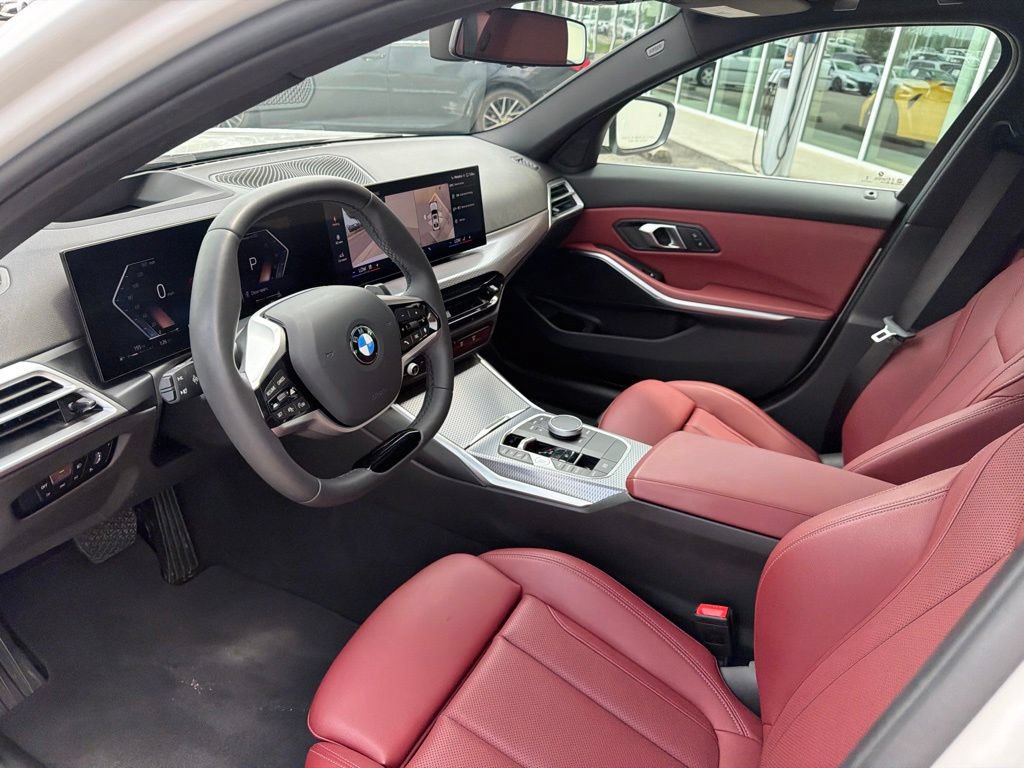 Used 2025 BMW 330i Sedan RWD image 17
