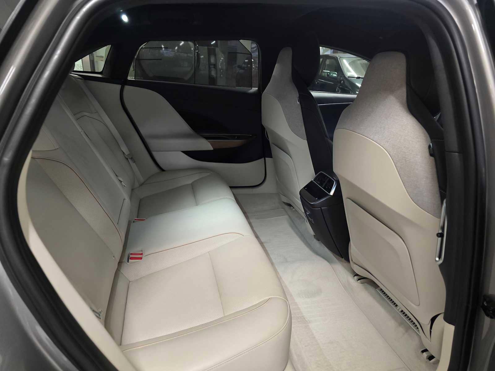 Used 2023 Lucid Air Touring image 13